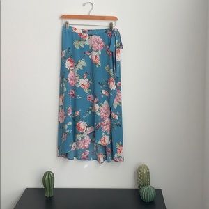 High low floral skirt